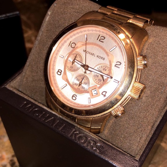 Michael Kors watch - Picture 1 of 1